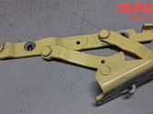 Tailgate/trunk/boot hinge