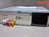 Radio / CD-Player / DVD-Player / Navigation