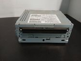 Radio / CD-Player / DVD-Player / Navigation