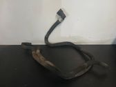 Tuyau de liquide de refroidissement moteur