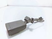 Front seatbelt buckle