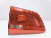 Tailgate rear/tail lights