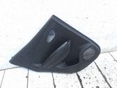 Moldura del tarjetero de la puerta trasera