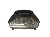 Geschwindigkeitsmesser Cockpit