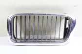 Grille de calandre avant