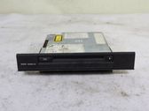 Radio / CD-Player / DVD-Player / Navigation