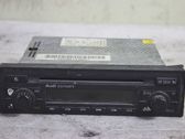Radio / CD-Player / DVD-Player / Navigation