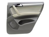 Front door trim bar