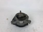 Engine mount bracket