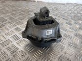 Engine mount bracket