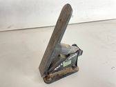 Accelerator throttle pedal