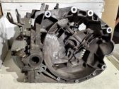 Manual 5 speed gearbox