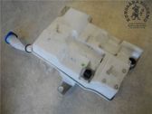 Windshield washer fluid reservoir/tank