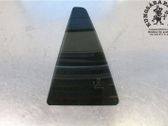 Ventanilla de ventilación de la puerta trasera