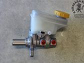 Master brake cylinder