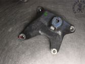 Engine mounting bracket