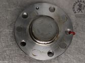 Rear wheel bearing hub