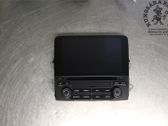 Radio / CD-Player / DVD-Player / Navigation