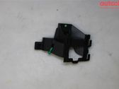 Rear bumper mounting bracket