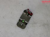Fender mounting bracket