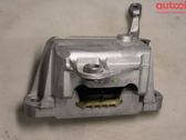 Engine mounting bracket