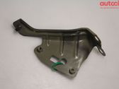 Fender mounting bracket