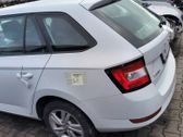 Panel lateral trasero