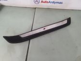 Front sill trim cover