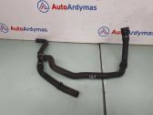 Tuyau de liquide de refroidissement moteur