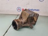 Driveshaft support bearing bracket
