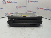 Radio / CD-Player / DVD-Player / Navigation