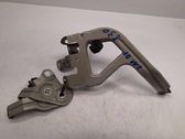 Fender mounting bracket