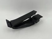 Accelerator throttle pedal