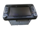 Radio/CD/DVD/GPS head unit