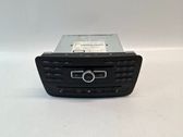 Radio / CD-Player / DVD-Player / Navigation