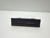 Connettore plug in USB
