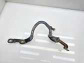 Tailgate/trunk/boot hinge