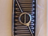 Front bumper upper radiator grill