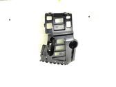 Rear bumper mounting bracket