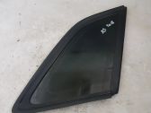 Side middle window/glass