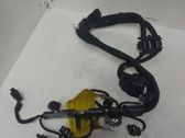 Fuel injector wires