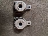 Radiator mount bracket