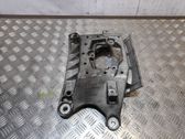 Gearbox mounting bracket