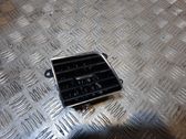 Rejilla de ventilación central del panel