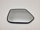 Grilles, couvercle de haut-parleur porte avant