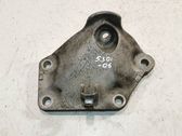 Engine mounting bracket