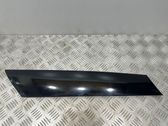 Garniture de pare-brise