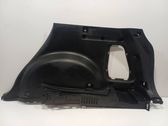 seitliche Verkleidung Kofferraum