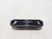 Moldura protectora de la rejilla de ventilación del panel