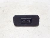 Tailgate/boot open switch button